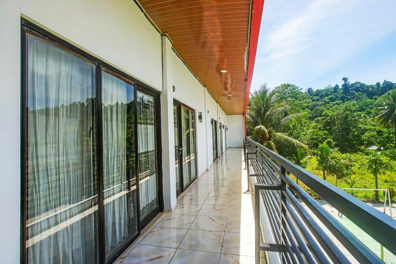 Oyo 2246 Anjung Bang Oking Hotel & Resort Pasarpulaupisang Esterno foto