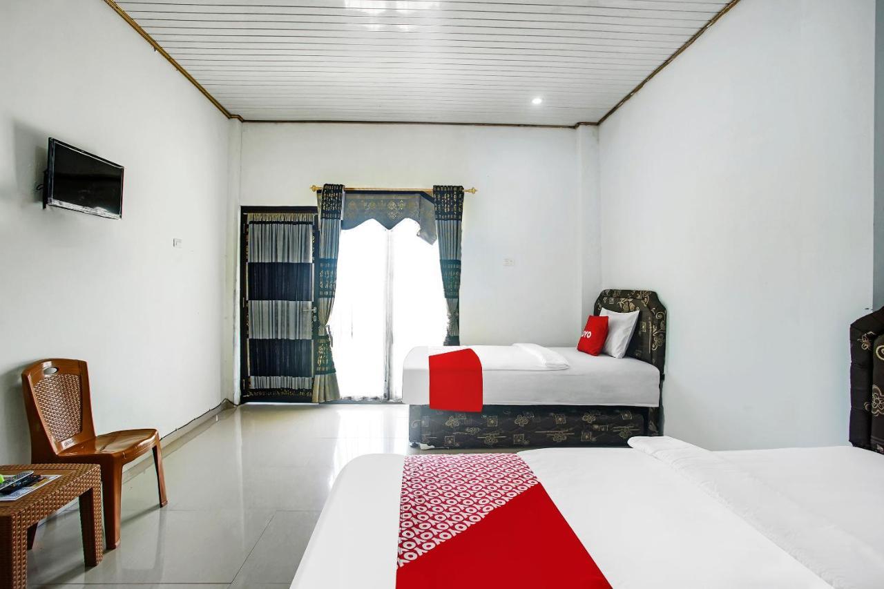 Oyo 2246 Anjung Bang Oking Hotel & Resort Pasarpulaupisang Esterno foto